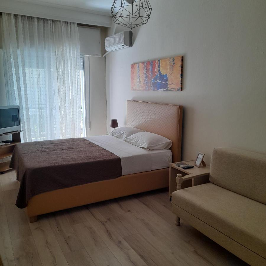 Zefi'S Apartment Néa Péramos 외부 사진